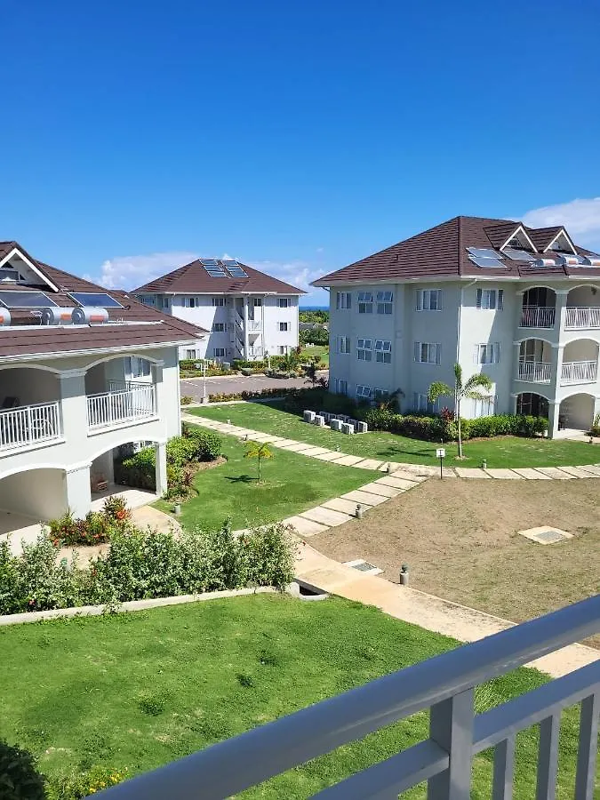 The Hummingbird Apartment location